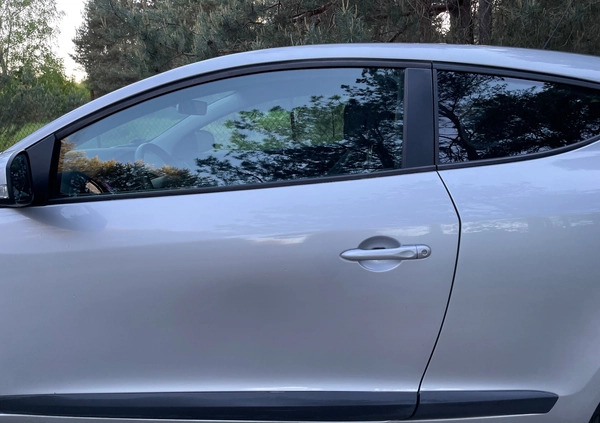 Renault Megane cena 22500 przebieg: 147000, rok produkcji 2009 z Kielce małe 232
